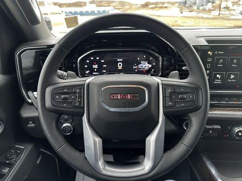 Used 2025 GMC Sierra 1500 Elevation w/ Preferred Package image 13