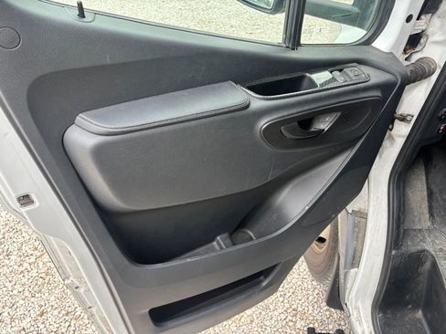 Used 2019 Mercedes-Benz Sprinter 170 image 33