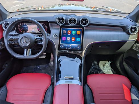 Certified 2025 Mercedes-Benz GLC 300 4MATIC image 29