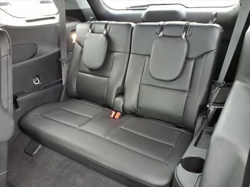 Certified 2023 Ford Explorer XLT w/ Equipment Group 202A image 14