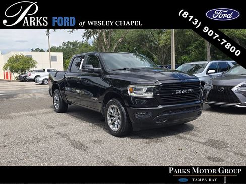 Used 2023 RAM 1500 Laramie AWD/4WD image 1