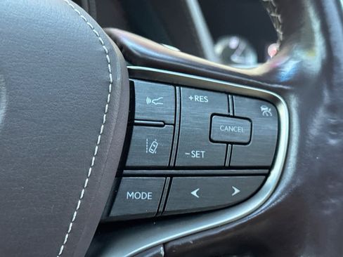 Used 2019 Lexus LS 500 w/ Interior Upgrade Package RWD image 27