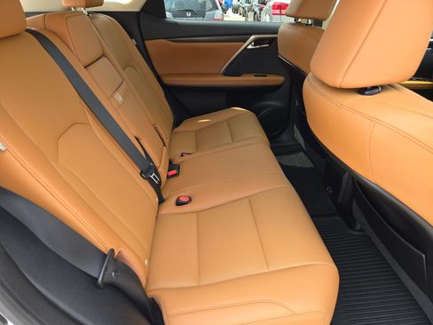 Used 2022 Lexus RX 350 FWD w/ Premium Package image 25