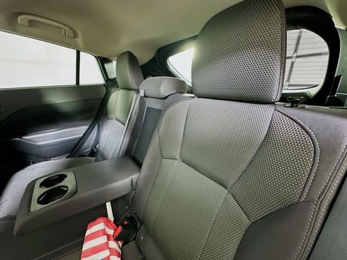 Used 2024 Subaru Crosstrek 2.0i Premium image 24