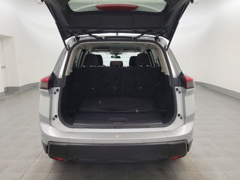 Used 2024 Nissan Rogue S image 29