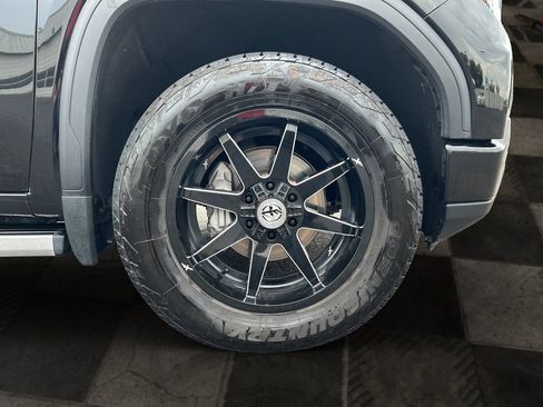 Used 2022 GMC Sierra 1500 Denali AWD/4WD image 10