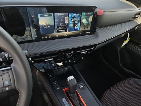 New 2026 Nissan Kicks SR image 16