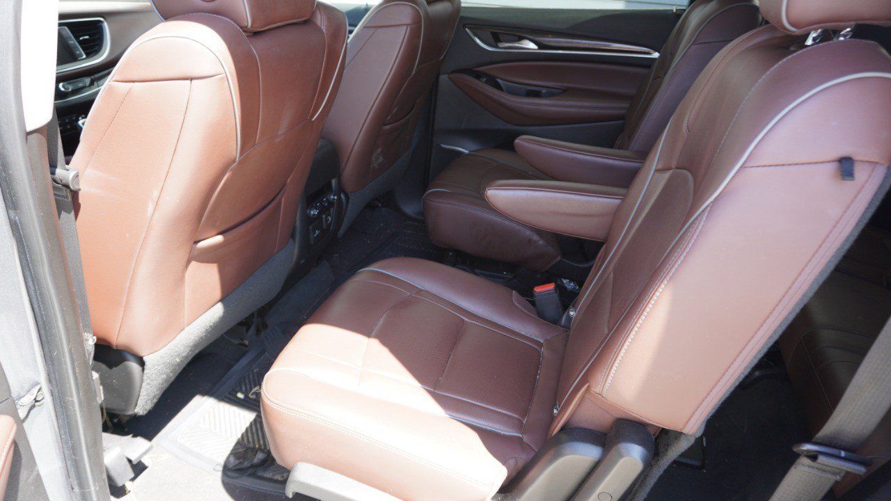 Used 2020 Buick Enclave Avenir w/ Trailering Package, 5000 lbs. FWD image 14
