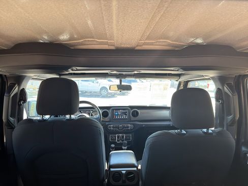 Used 2021 Jeep Wrangler Unlimited Sport S image 19