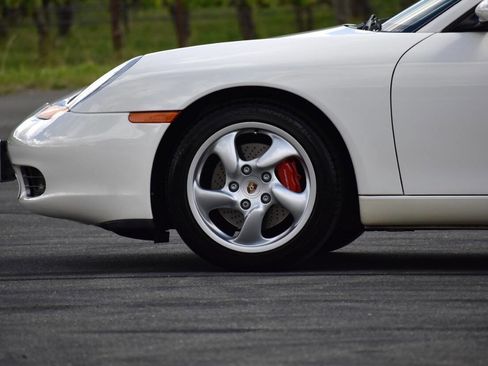 Used 2001 Porsche Boxster S image 39