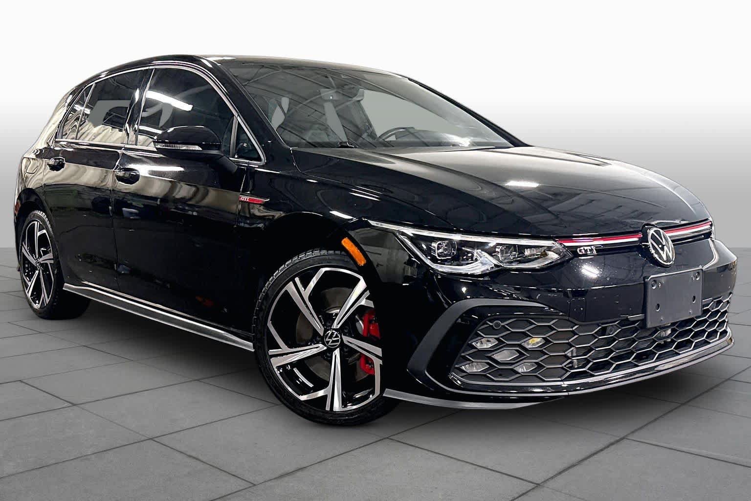 Used 2024 Volkswagen GTI SE FWD image 3