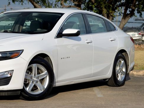Used 2020 Chevrolet Malibu LS w/ Driver Confidence Package II FWD image 23