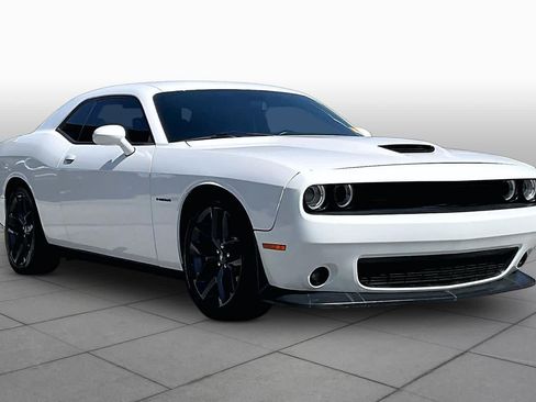 Used 2021 Dodge Challenger R/T w/ Blacktop Package RWD image 3