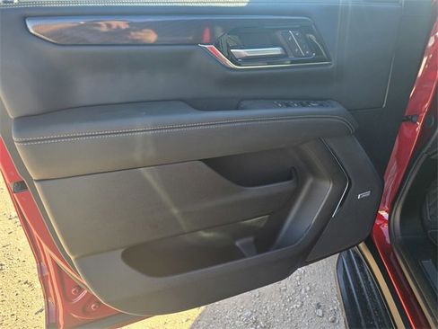 New 2026 GMC Yukon XL Elevation image 20