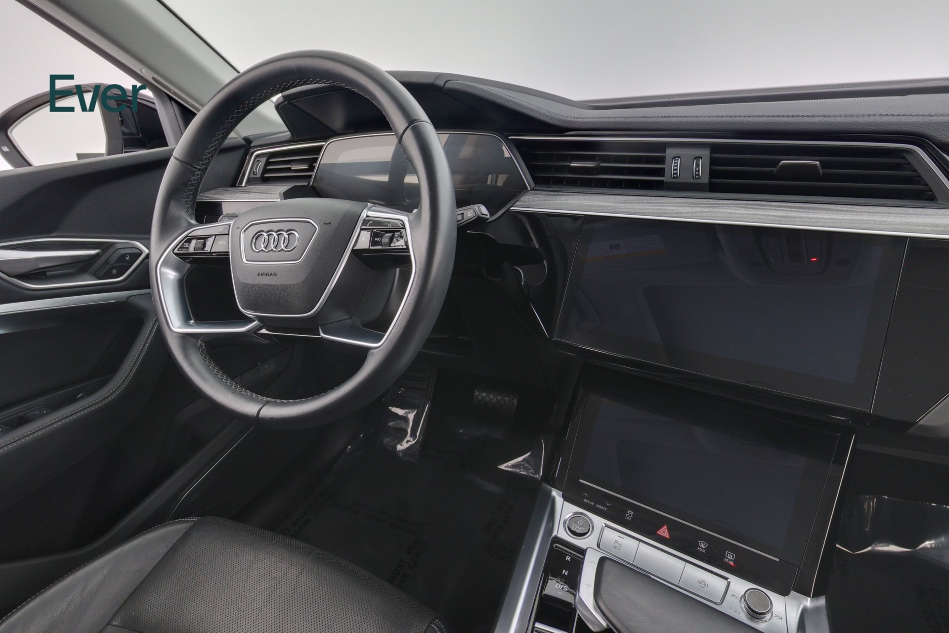 Used 2024 Audi Q8 e-tron Premium Plus w/ Premium Plus Package AWD/4WD image 25