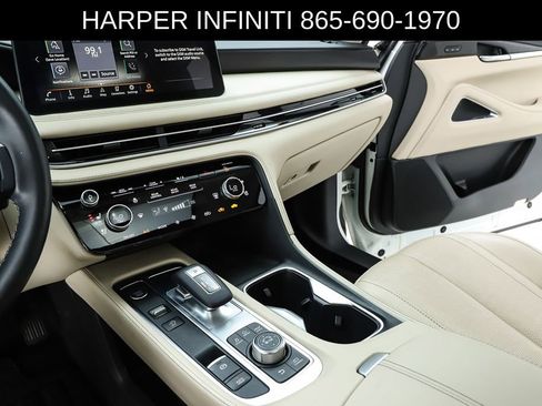 Used 2023 INFINITI QX60 Sensory w/ Vision Package AWD/4WD image 24