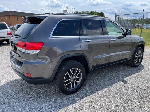 Used 2019 Jeep Grand Cherokee Limited AWD/4WD image 7