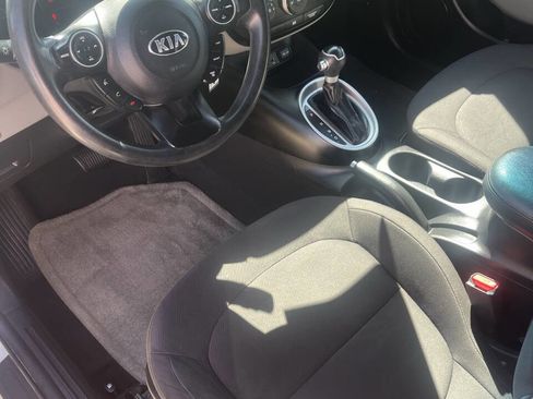 Used 2015 Kia Soul image 14