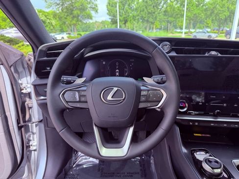 Certified 2023 Lexus RZ 450e Premium w/ Technology Package AWD/4WD image 23