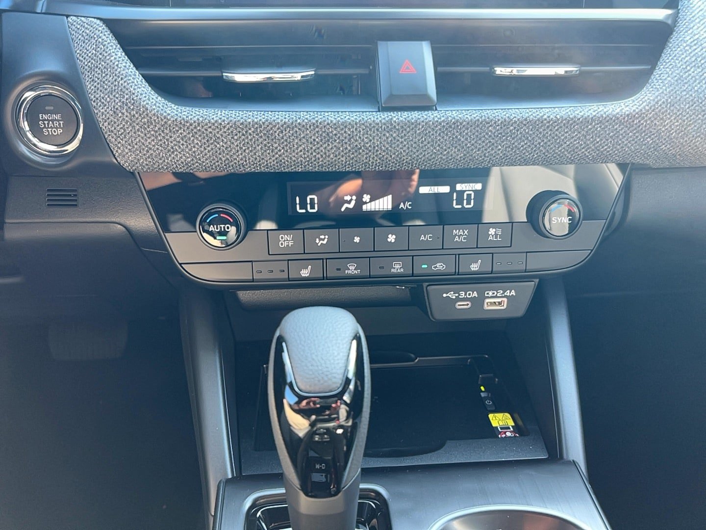 New 2026 Subaru Outback Limited AWD/4WD image 10