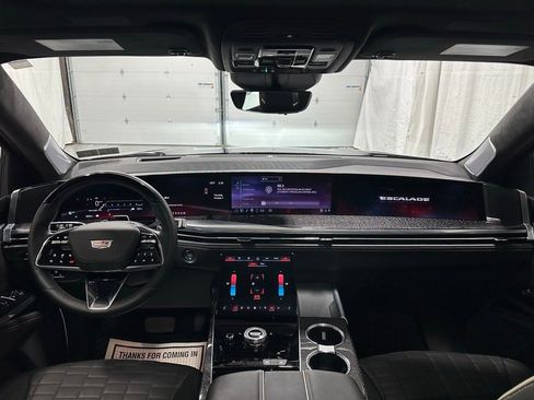 Used 2025 Cadillac Escalade V image 44