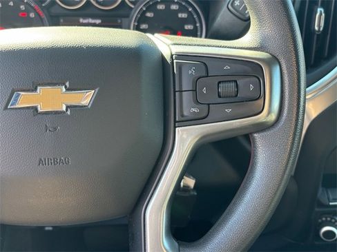 Used 2020 Chevrolet Silverado 1500 LT image 17