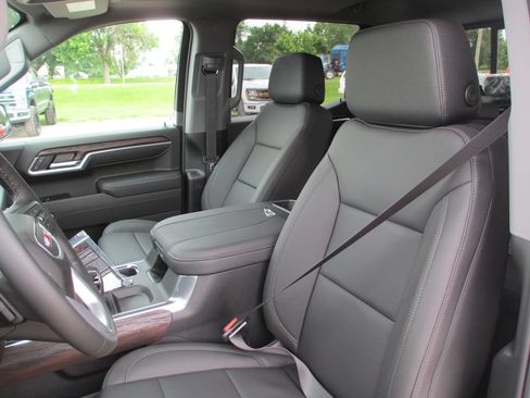 New 2026 GMC Sierra 1500 SLT w/ SLT Convenience Package AWD/4WD image 13
