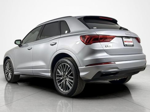 Used 2023 Audi Q3 2.0T Premium w/ Convenience Package AWD/4WD image 3
