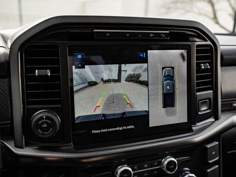 Used 2023 Ford F150 Platinum w/ FX4 Off-Road Package image 37