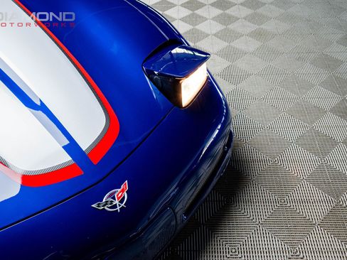 Used 2004 Chevrolet Corvette Z06 w/ Z06 Preferred Equipment Group RWD image 56