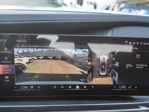 New 2026 BMW i7 eDrive50 w/ Premium Package RWD image 17