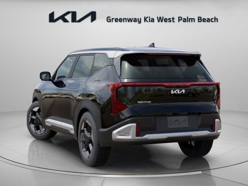 New 2027 Kia Seltos S FWD image 5