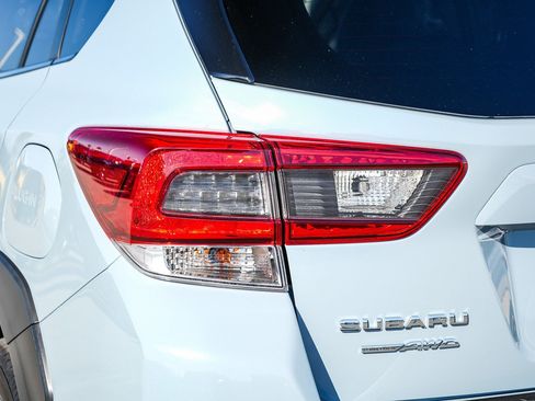 Used 2020 Subaru Crosstrek Hybrid w/ Moonroof Package w/Navigation AWD/4WD image 10