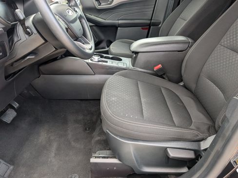 Used 2025 Ford Escape Active AWD/4WD image 15