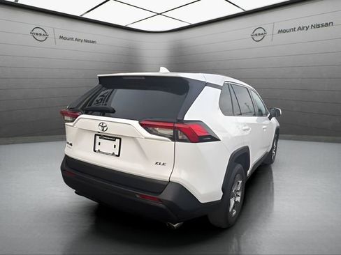 Used 2024 Toyota RAV4 XLE image 3