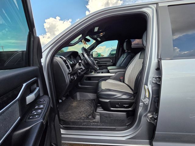 Used 2022 RAM 2500 Big Horn w/ Level C Equiment Group AWD/4WD image 9