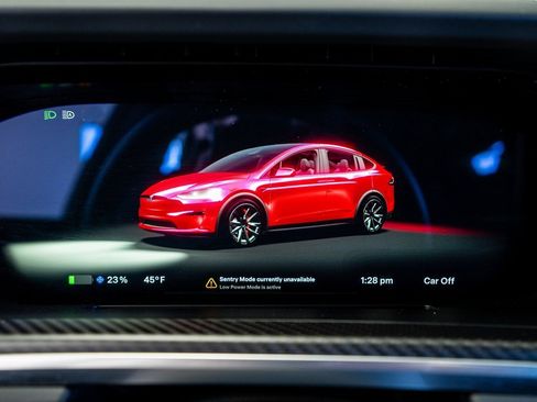 Used 2024 Tesla Model X Plaid image 42