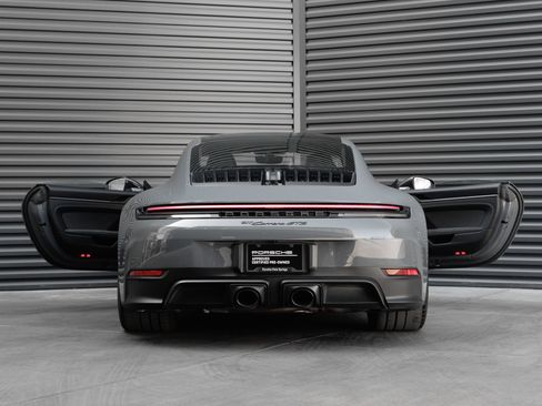 Certified 2025 Porsche 911 Carrera 4 GTS AWD/4WD image 33