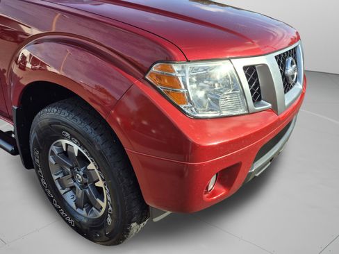 Used 2014 Nissan Frontier PRO-4X w/ Pro-4x Luxury Package AWD/4WD image 36