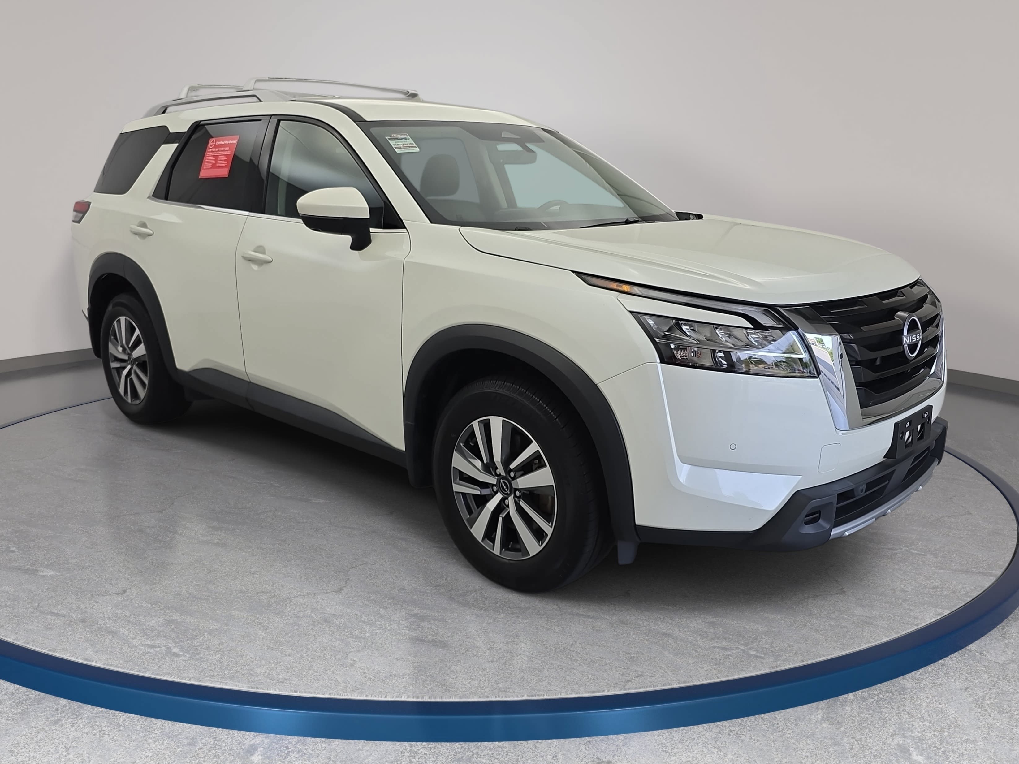 Certified 2023 Nissan Pathfinder SL AWD/4WD image 3