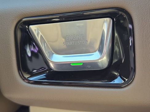 New 2026 GMC Yukon XL Denali w/ LPO, Floor Liner Package image 31