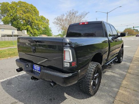 Used 2016 RAM 1500 Express w/ Black Ram 1500 Express Group image 5