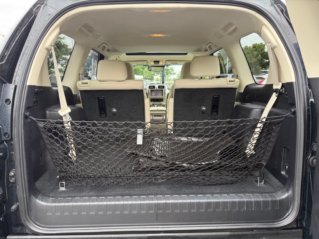 Used 2020 Lexus GX 460 Premium AWD/4WD image 19