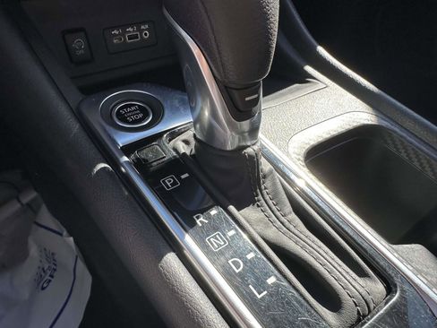 Used 2024 Nissan Sentra SV image 21