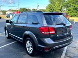 Used 2017 Dodge Journey SXT w/ Comfort/Convenience Group image 5
