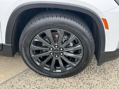 Used 2023 Chevrolet Traverse RS AWD/4WD image 5