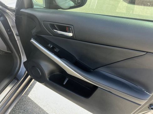 Used 2015 Lexus IS 250 image 19