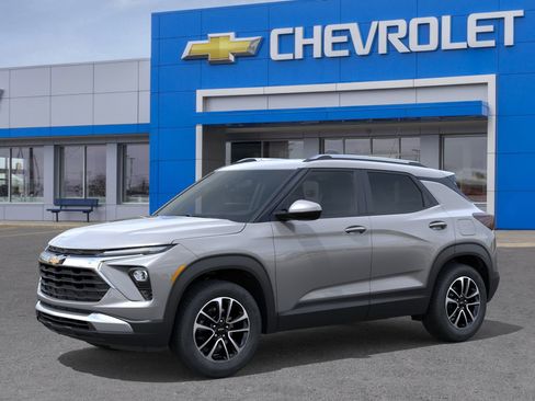 New 2026 Chevrolet TrailBlazer LT image 2