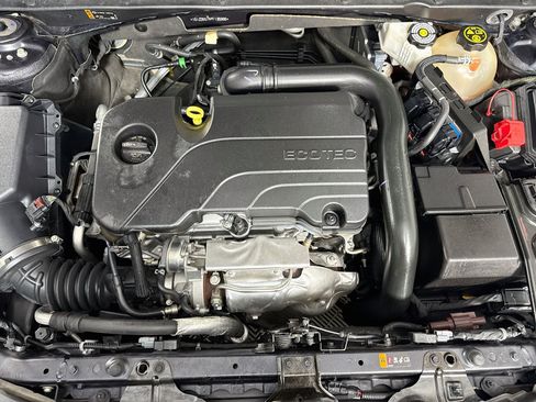Used 2023 Chevrolet Malibu LT w/ Driver Confidence Package FWD image 39