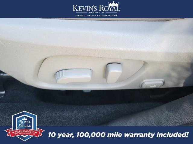 Used 2016 Subaru Forester 2.5i Limited AWD/4WD image 22